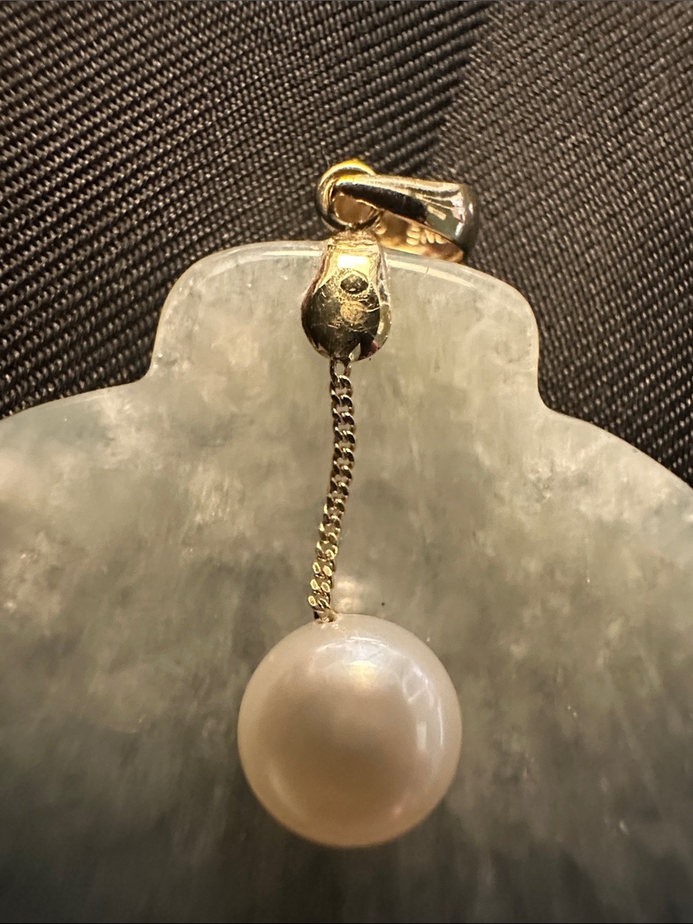 Vintage 14K Gold Hong Kong Carved Jade Shell Pearl Drop Pendant - Picture 8 of 8